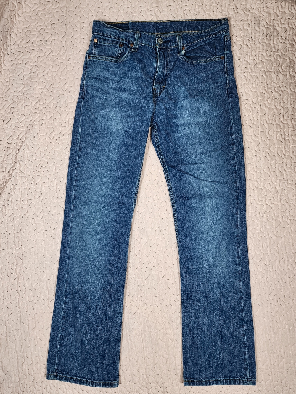 Levi's 527 Men's Bootcut Jeans in Medium Blue Wash